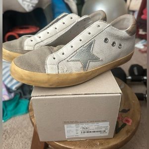 Golden Goose superstars size 39